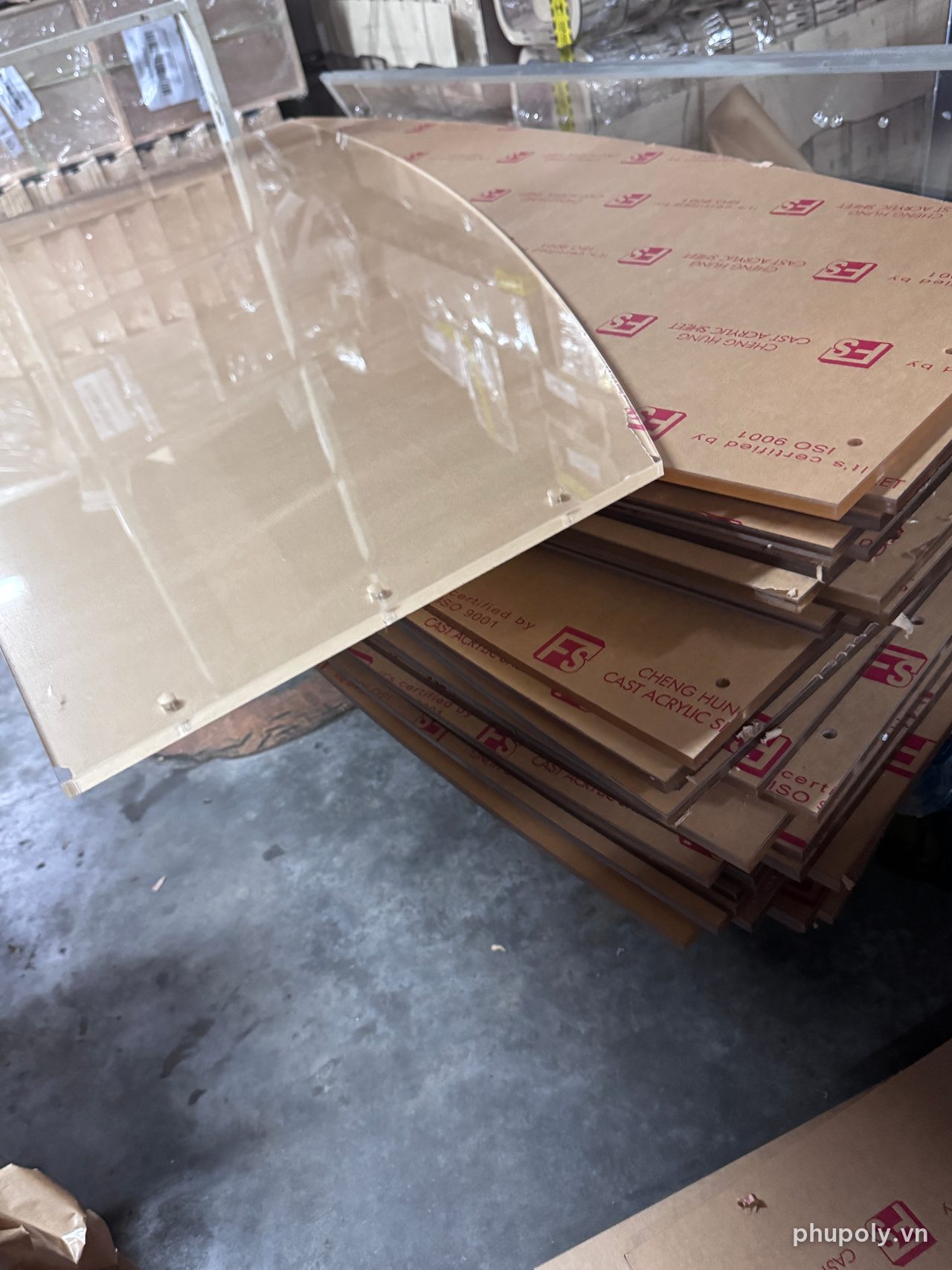 Tấm mica FS đã uốn cong, khoan lỗ, làm hộp mica trưng bày